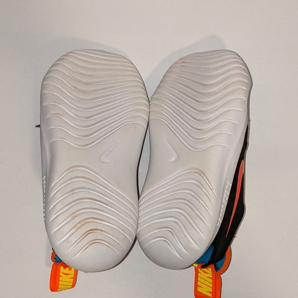 Nike Flex Runner Toddler Shoes - Picture 6 of 6
